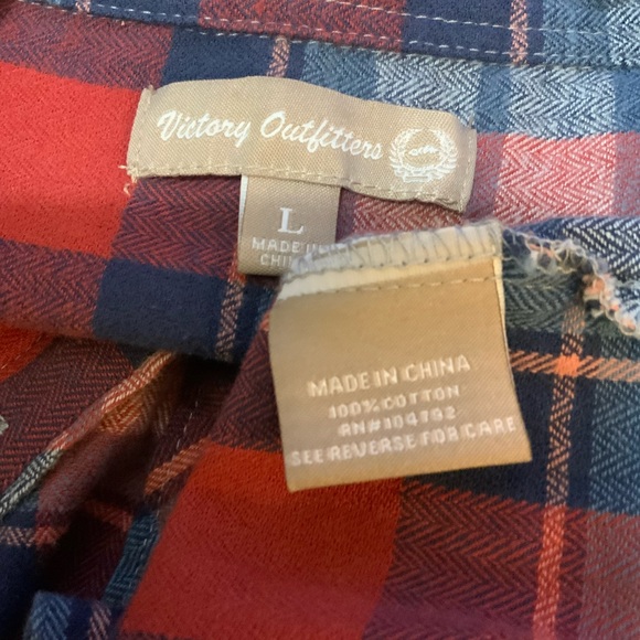 Victory Outfitters plaid button down. Size L - Picture 4 of 4